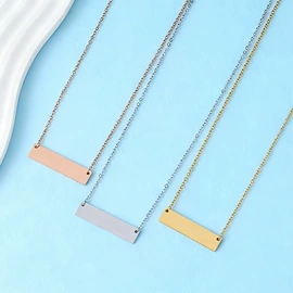 挂饰挂件;项链;手链