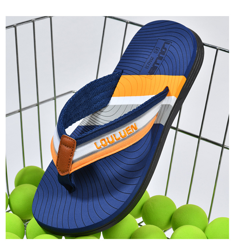 Nouveau type de tongs antidérapantes pour la plage, sandales d'extérieur à clipser pour hommes, pantoufles d'été à la mode_voghion.com