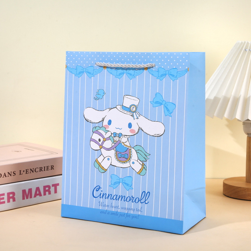 正版授权三丽鸥礼品袋Cinnamoroll玉桂狗伴手礼袋白卡纸加厚纸袋|undefined
