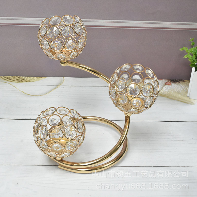 Amazon European Crystal candelabro creatividad tres candelabros retro instalan candelabros en el Salón de banquetes del Hotel Mesa de bodas candelabros