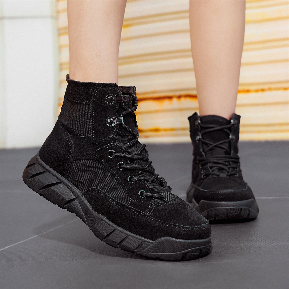 블랙 S1588은 너무 크므로 한 사이즈 작게 주문하세요.