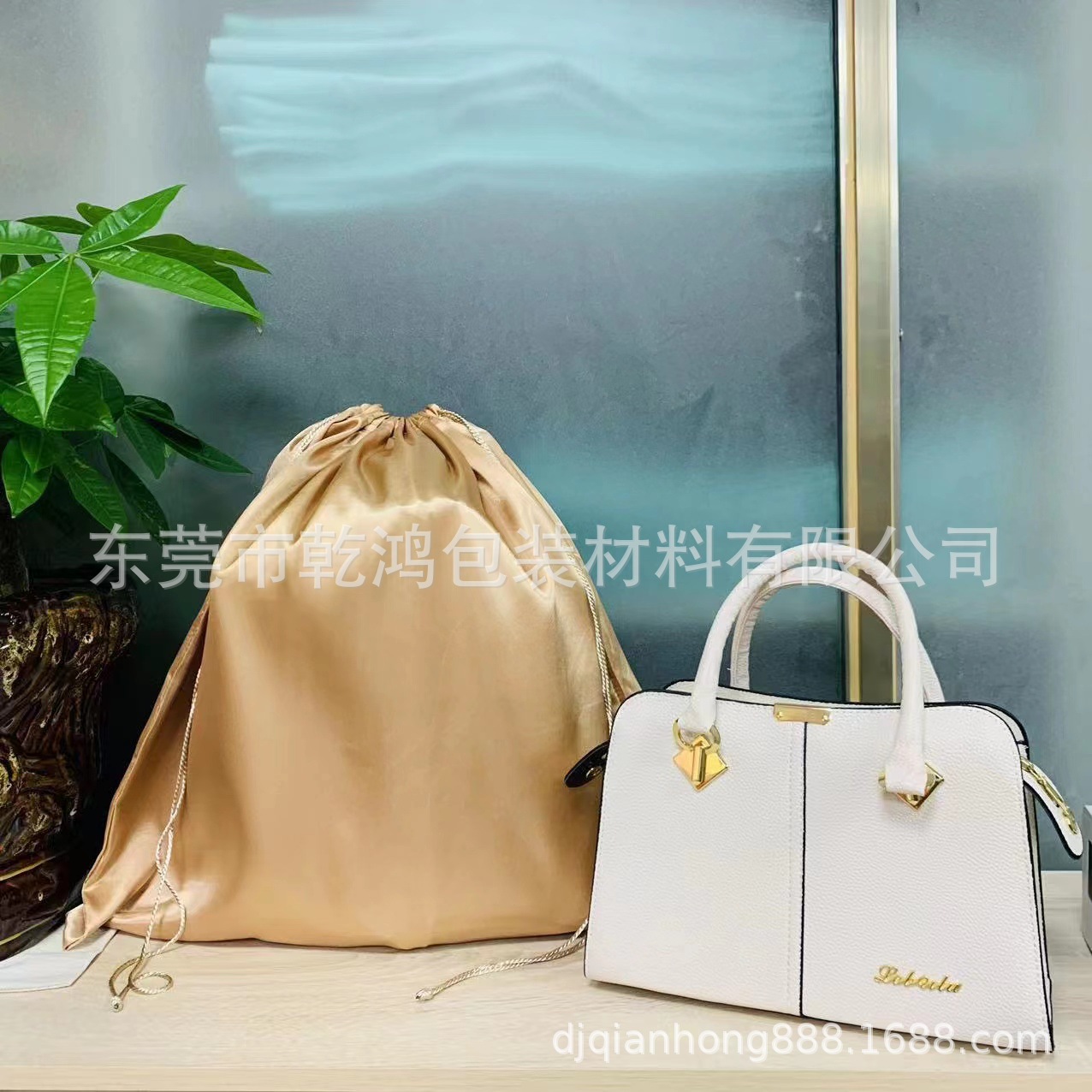 fbd9e2759a4451d6b82ab01eb2112f