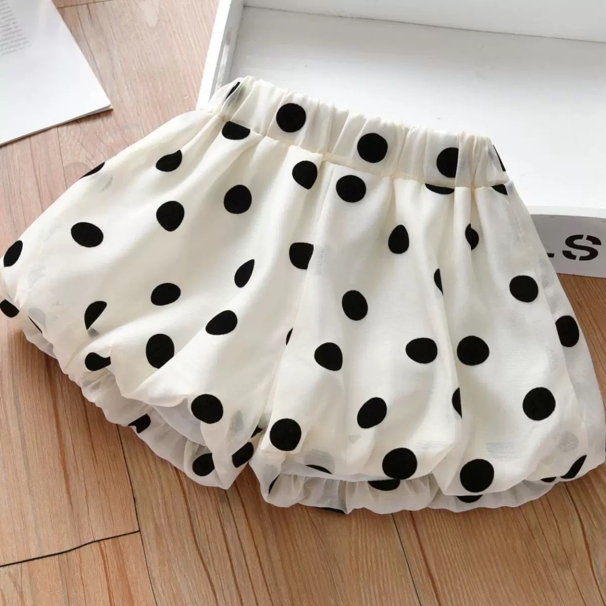 Girls' summer pants, simple and versatile new Korean style polka dot shorts, stylish and versatile children's casual pants