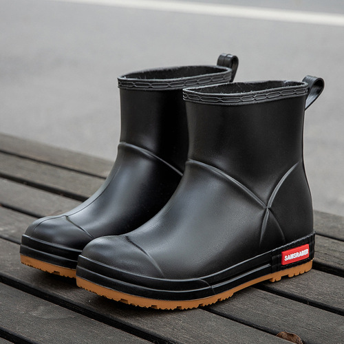 Wholesale New Waterproof Shoes Women Rain Boots Short Calf Fashion Adult Anti-slip Fleece Warm Lightweight Socks Shoes Student Rubber Shoes 