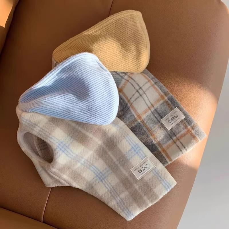 Versión coreana de otoño y invierno para perros gruesos y tablero de ajedrez de lana con capuzas tracción chaleco de algodón gato ropa de mascotas de invierno