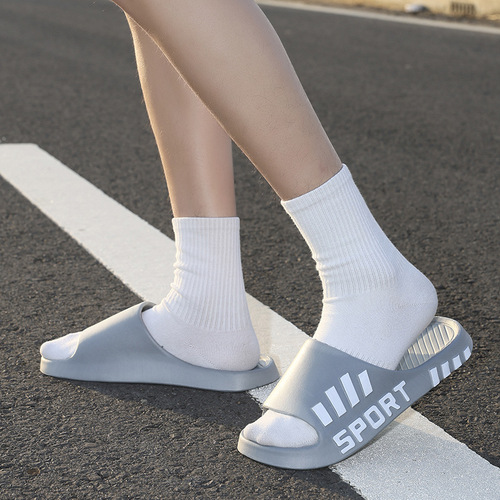 Men's Summer New Outdoor Wear Indoor Home Bathroom Non-slip Deodorant Cool Slippers