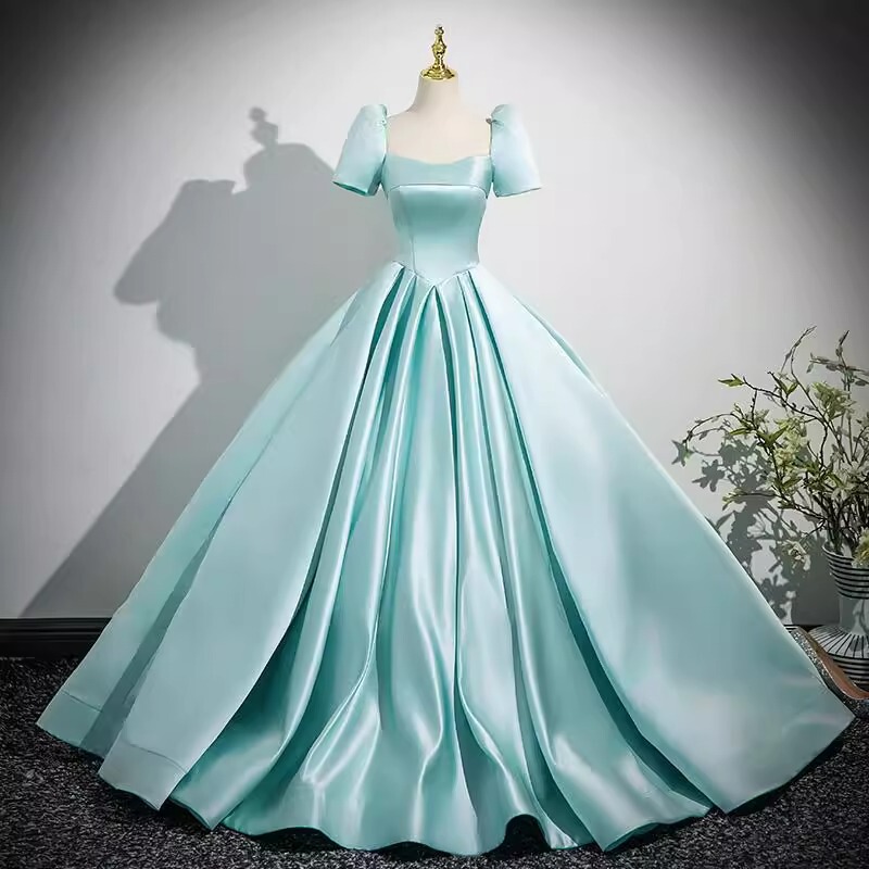 French-Style Vocal Performance Evening Dress 2026 New Model Elegant Noble Slimming and Stylish Evening Gown for Socialites, Performances, Annual Meetings, and Hosts