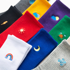 襪子女長筒彩虹天氣刺繡ulzzang 學生中長襪可愛韓國運動潮流棉襪