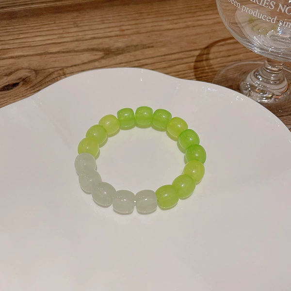 S406 Gradient Green