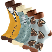 秋冬新款袜子卡通骏马撞色复古潮流百搭趣味透气中筒女袜现货批发