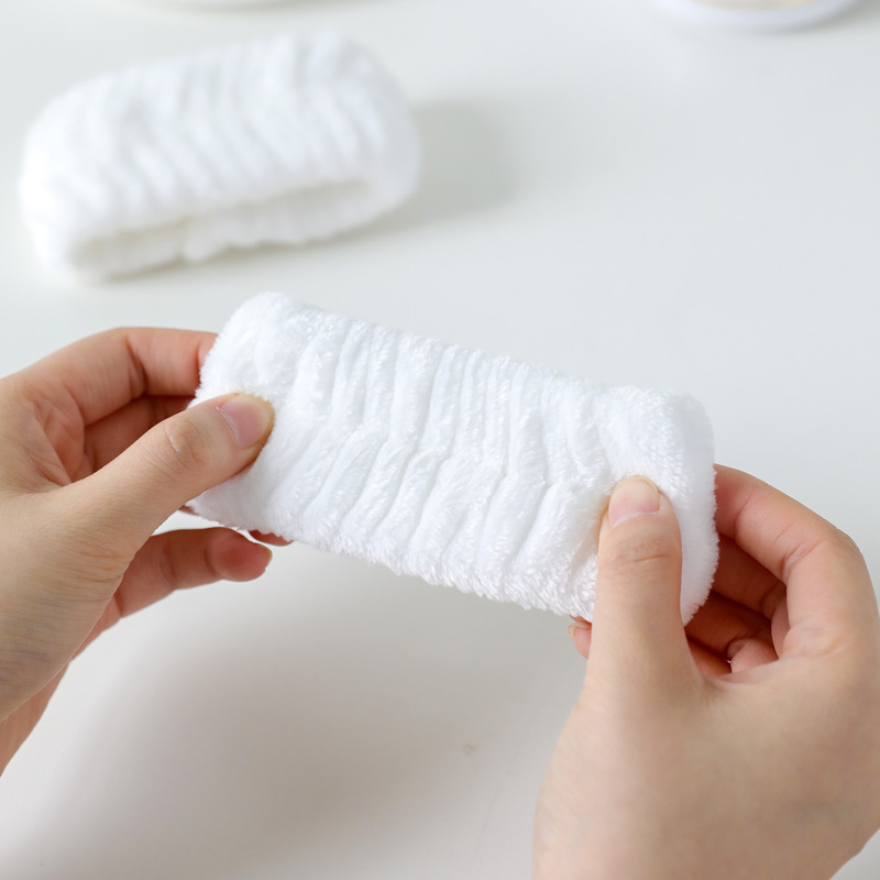 柔らかい毛の顔を洗うリストストラップの卸売りの吸水は汗のブレスレットのフランネルの化粧を拭いて腕の腕の防水のリストバンドを保護します。|undefined