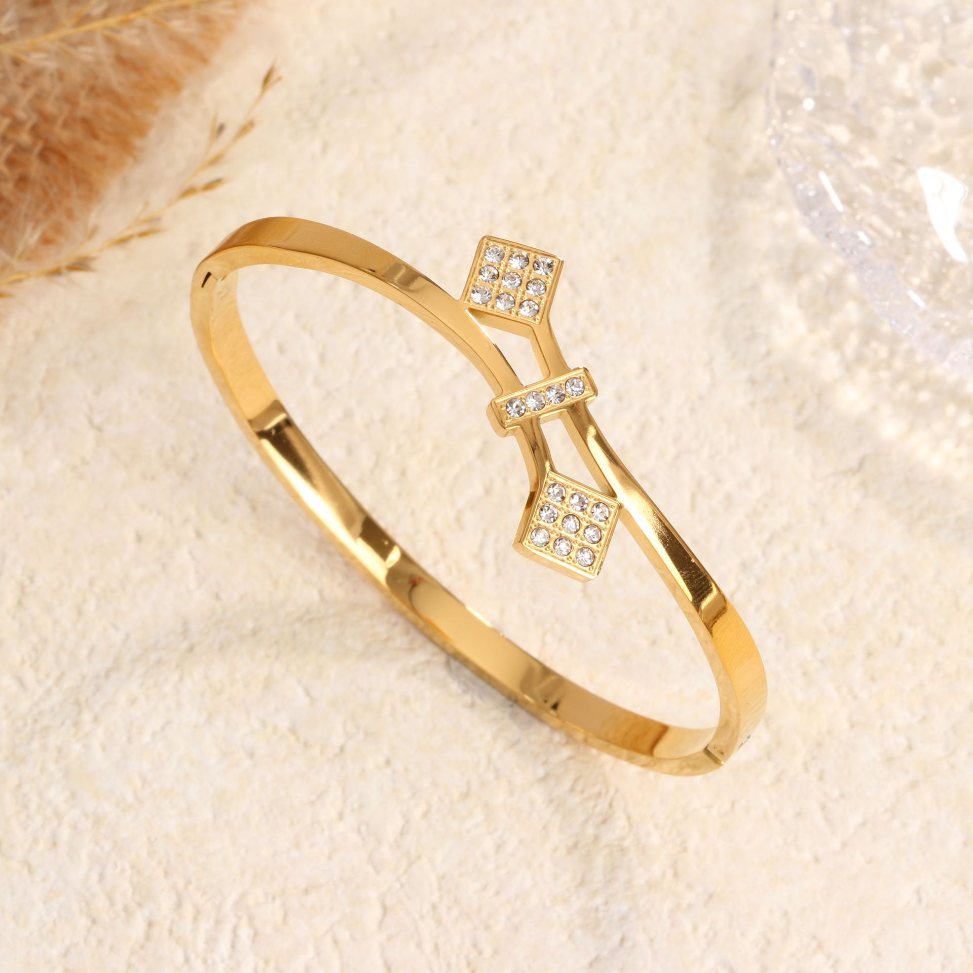 97 크로스 스퀘어 다이아몬드 팔찌 골드