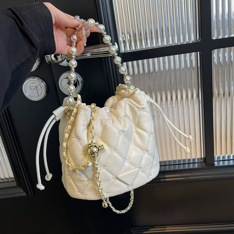 Изысканная маленькая сумка из жемчуга, сумка на одно плечо, в стиле Chanel