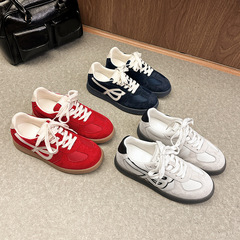 グレープママと同じスタイル 春秋用 本革 レトロ 通気性 ラウンドトゥ レースアップ 厚底 身長アップ 軽量 ドイツ軍風スニーカー レディース