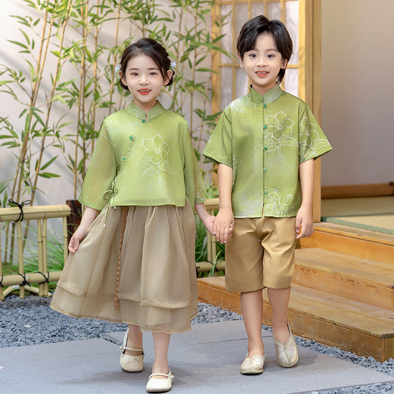 Children's Day performance costumes with summer Chinese style, national culture choir, Hanfu for boys and girls, siblings in ancient costumes, sisters and brothers in Tang suits