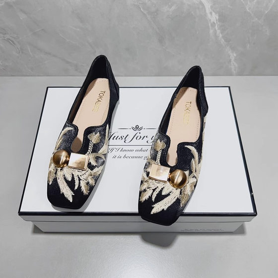 Retro New Chinese 2025 Spring New Low Heel Women's Shoes All-match Square Toe Single-layer Shoes Women's Shoes Flat Loafers