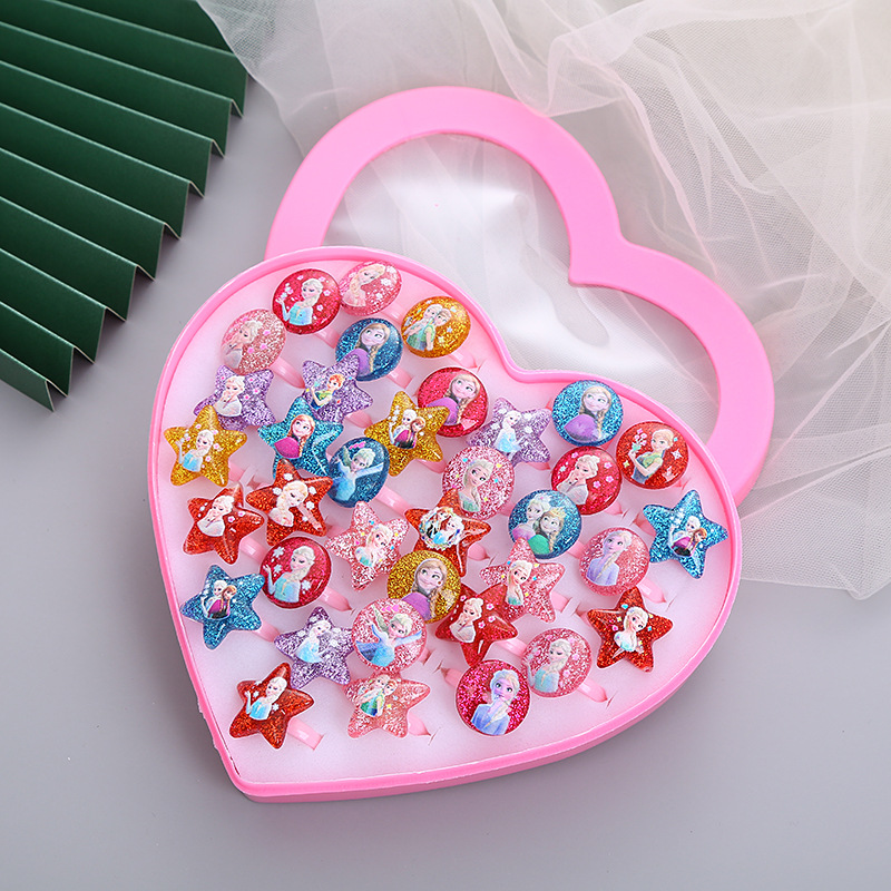 Cartoon children's wedding ring