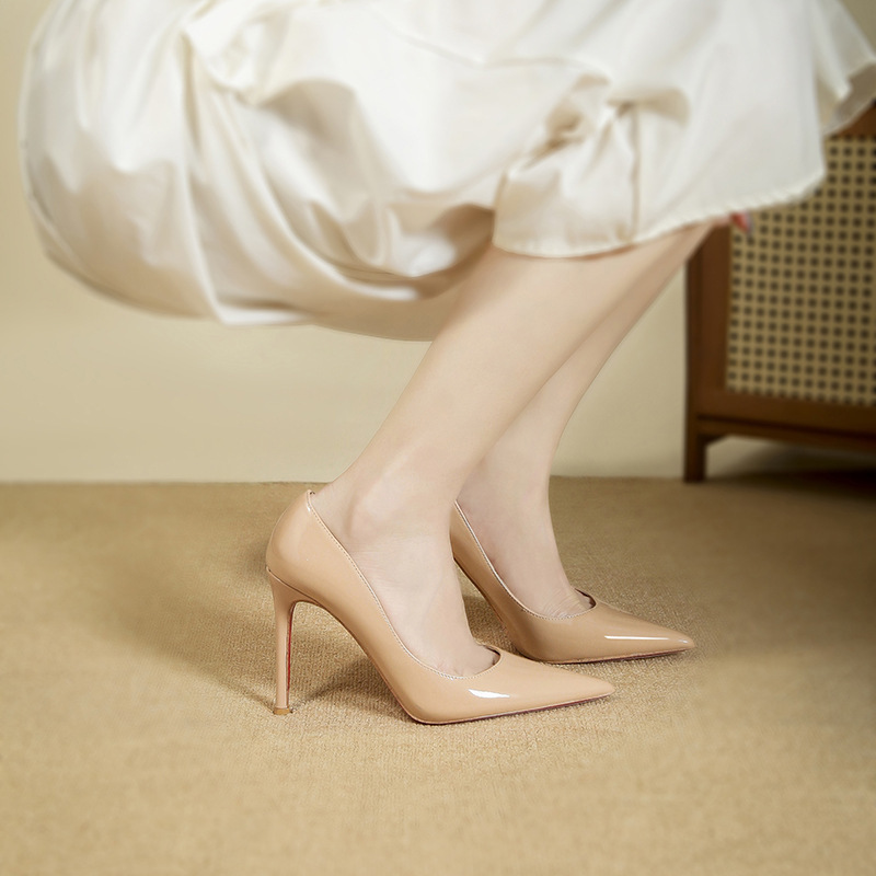 Nude High Heels for Women Summer 2025 New Elegant Niche Design Patent Leather Black Flats Stiletto Heels