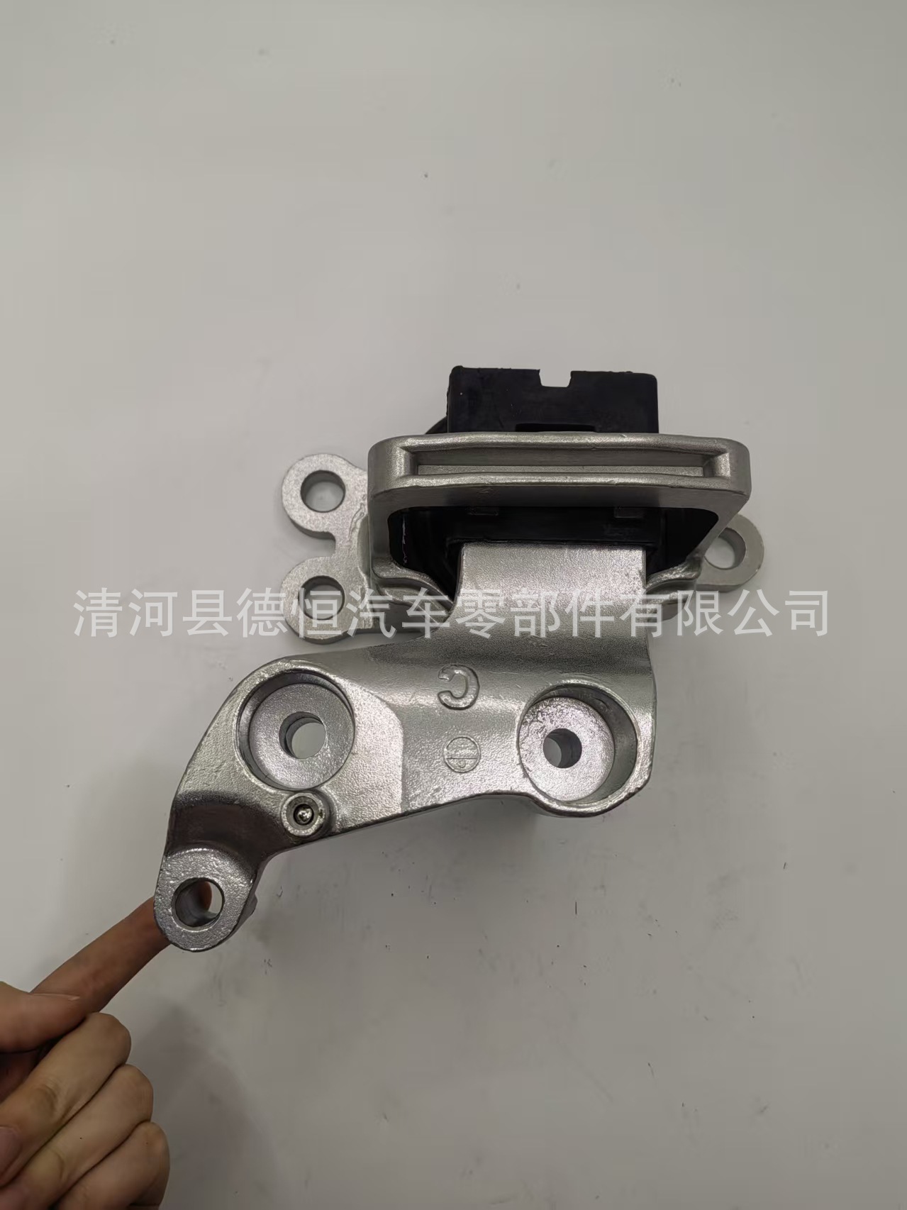 11210-4BE0B engine mount rubber support is suitable for Nissan