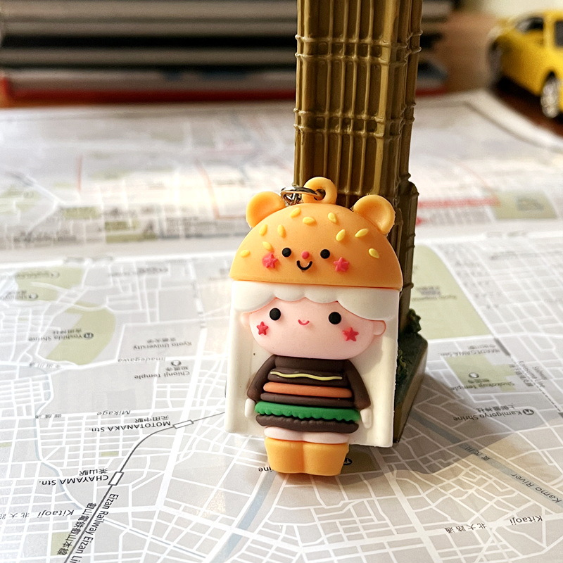 5029 # plástico suave 3D secreto muñeca de dibujos animados muñeca llavero colgante coche mochila colgante adornos pequeño regalo