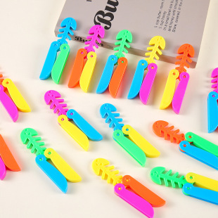 New shark knife radish 3d gravity knife cute student decompression toy children creative gift kindergarten gift