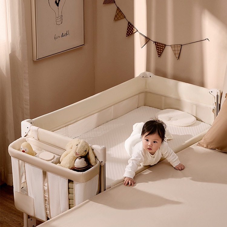 Coolbaby Crib Bed Body Can Be Lifted and Lowered, Seamless Splicing Bed, One-Click Opening and Closing, Multifunctional Portable Baby Bed