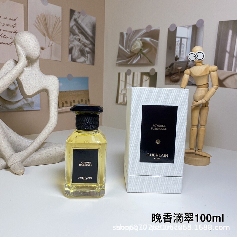 跨境Perfume香水大 东方夜谭 花草水语系列木质花香调经典小黑裙|undefined