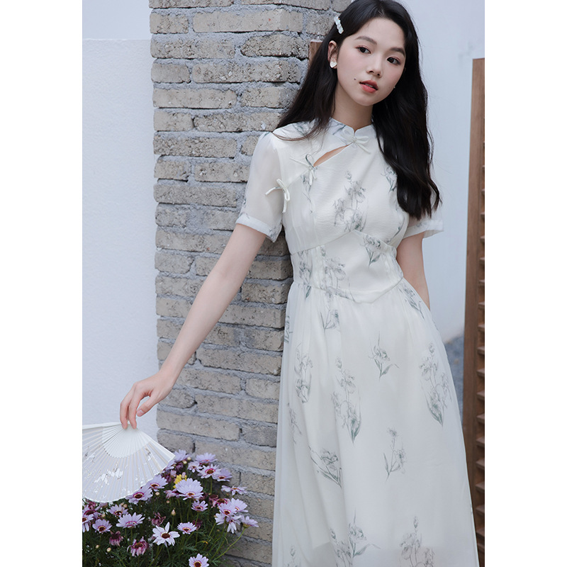 2024夏季新款文艺复古印花连衣裙高级感设计显瘦长裙子HUA2111
