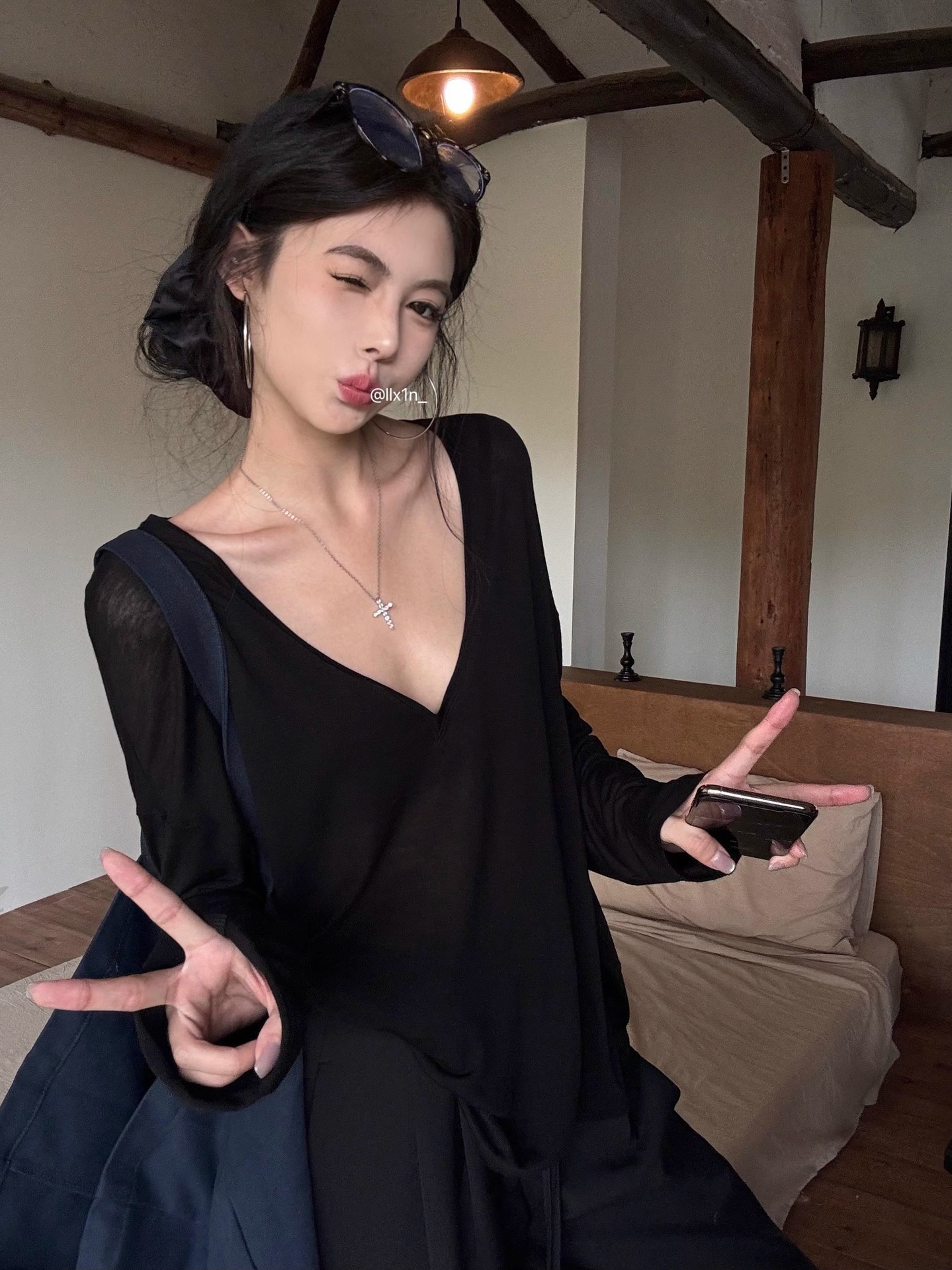 검은색