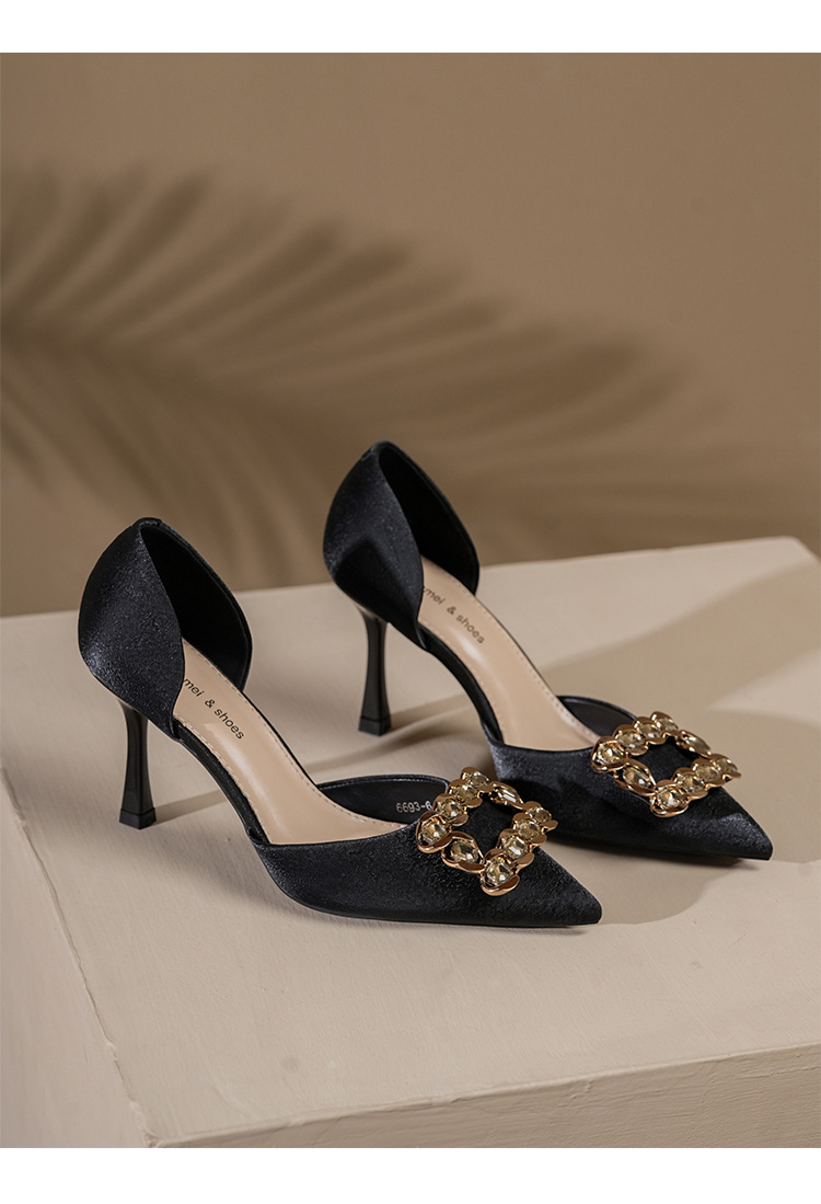 Stiletto pumps för dam med strass och smal klack_voghion.com
