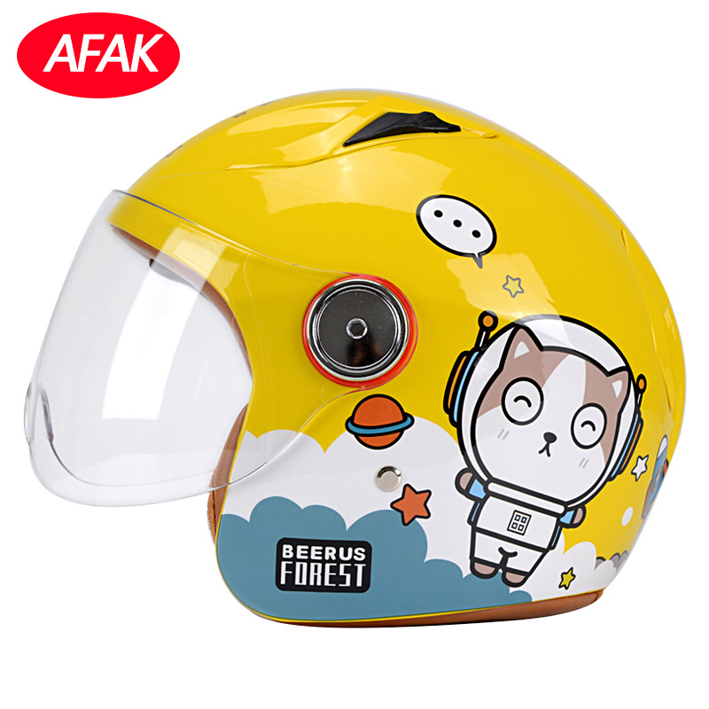 Nuevo estándar nacional certificado casco para niños casco de verano lindo casco de dibujos animados para hombres y mujeres casco de motocicleta eléctrica fabricante