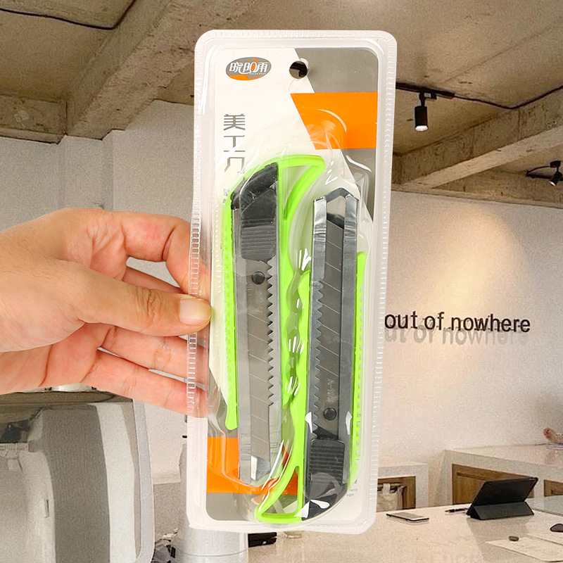 Clips accesorios de necesidades diarias una tarjeta de cinco piezas juego de baloncesto inflable juego de agujas de aire set de dos yuanes tres yuanes