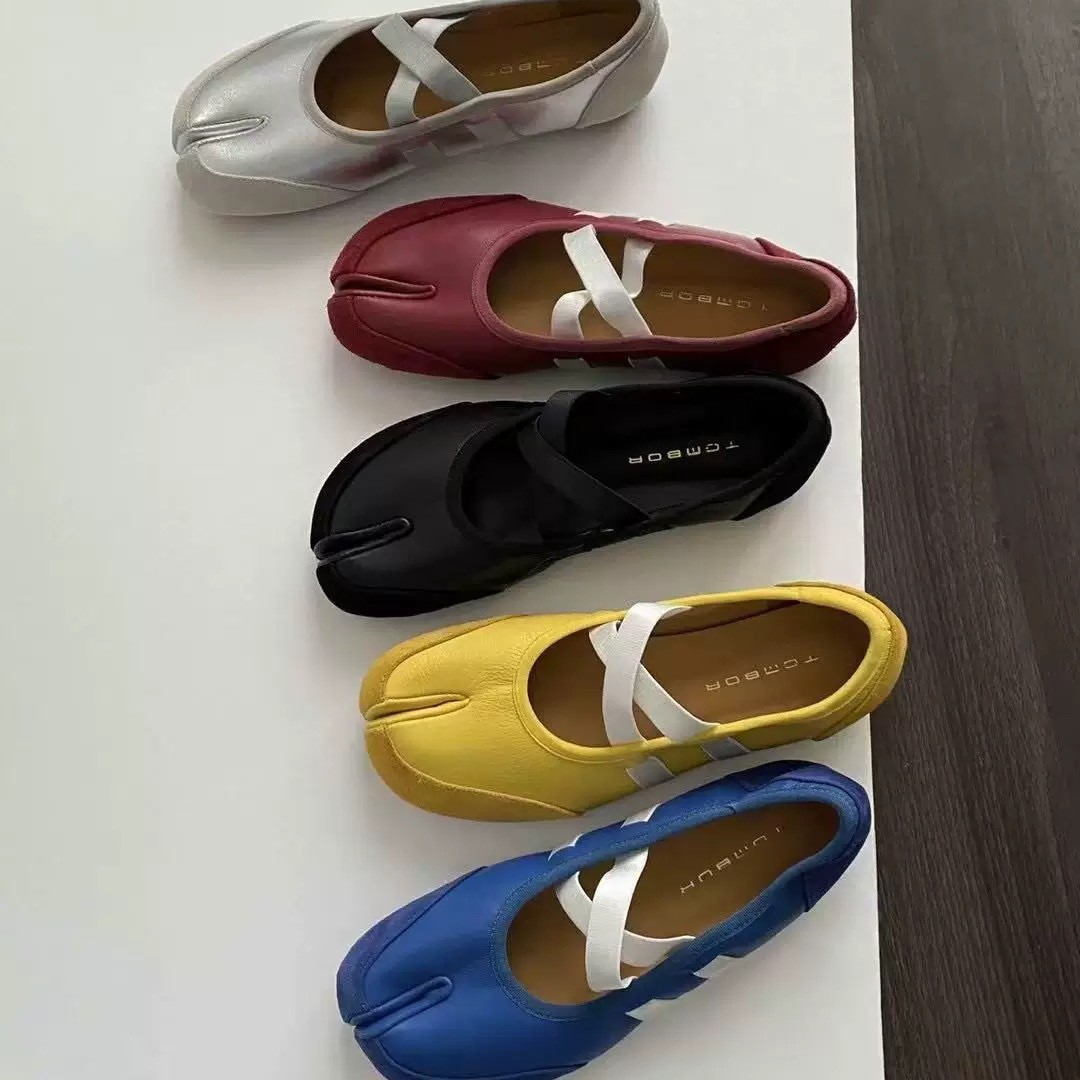 정품 가죽 프렌치 크로스 스트랩 돼지의 트로터 신발 여성의 2025 년 봄과 가을 새로운 플랫 발레 신발 메리 제인 신발 여성