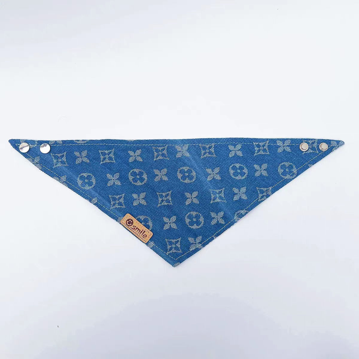 Bufandas para perros, bufandas de saliva, accesorios para el cuello, nuevos modelos clásicos, nuevas mascotas, perros pequeños, gatos, perros medianos