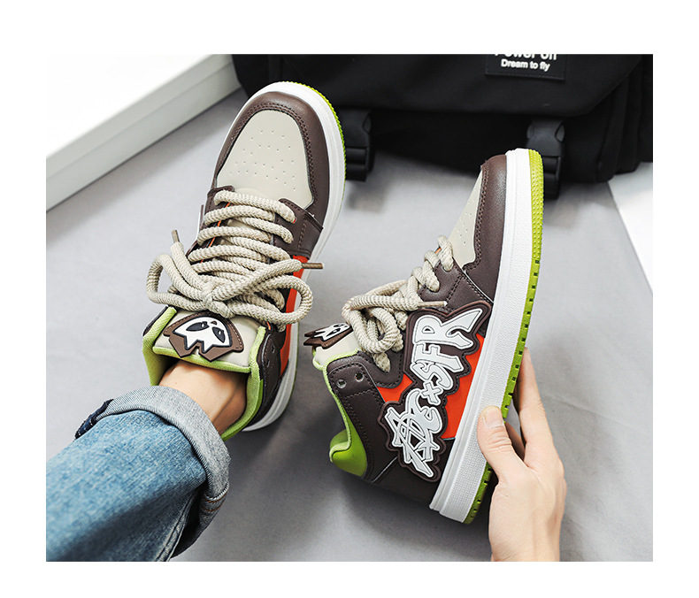 新益美 板鞋男新款小恶魔潮鞋运动时尚休闲高级板鞋