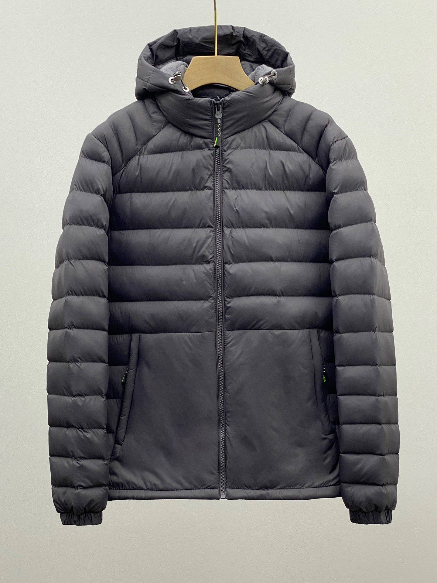 Invierno pareja montañosa ligera al aire libre costilla ropa de algodón caliente delgada sombrero desmontable chaqueta de terciopelo de moda