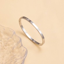 ����18K�����CŮʽ���r��ȫᔿ������C�����l8mm��4mmխ����ɫ