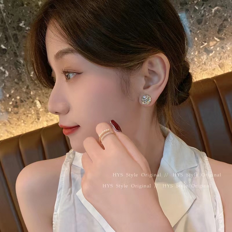 Orecchini a clip per orecchie Orecchini in metallo con temperamento semplice e alla moda da donna Orecchini a forma di C intarsiati con diamanti multistrato europei e americani_voghion.com