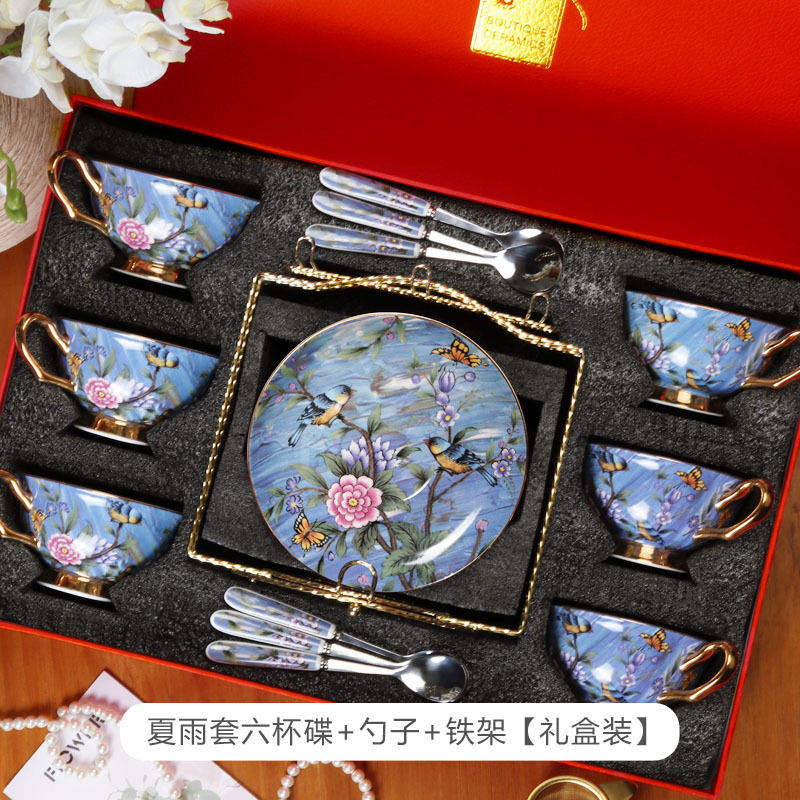 China de hueso estilo europeo taza de café traje de alta gama exquisito pequeño lujo británico tarde juego de té caja de regalo al por mayor