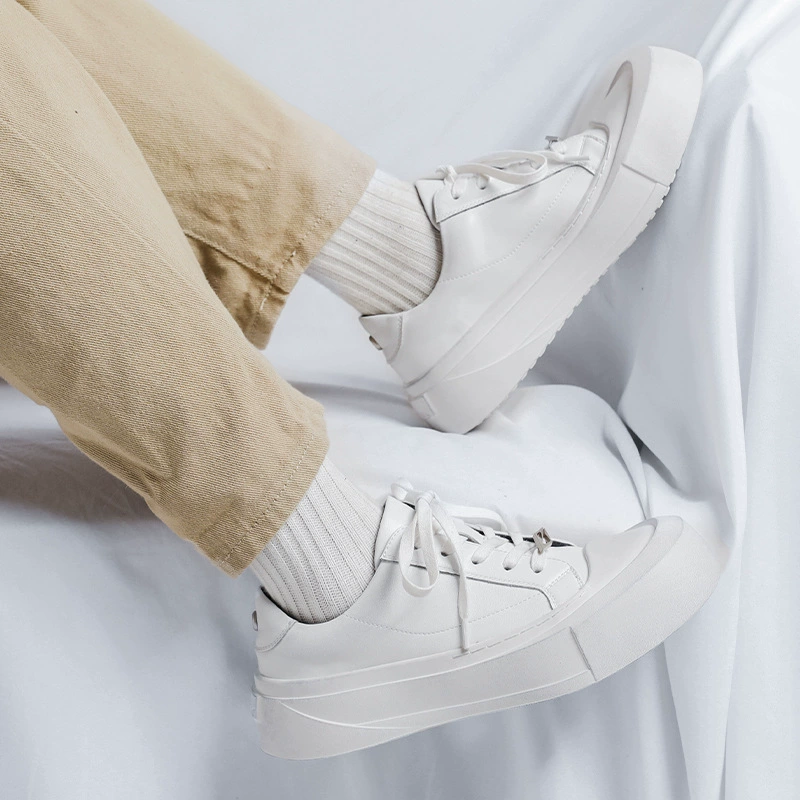 Маленькие белые туфли мужские толстые подошвы увеличены