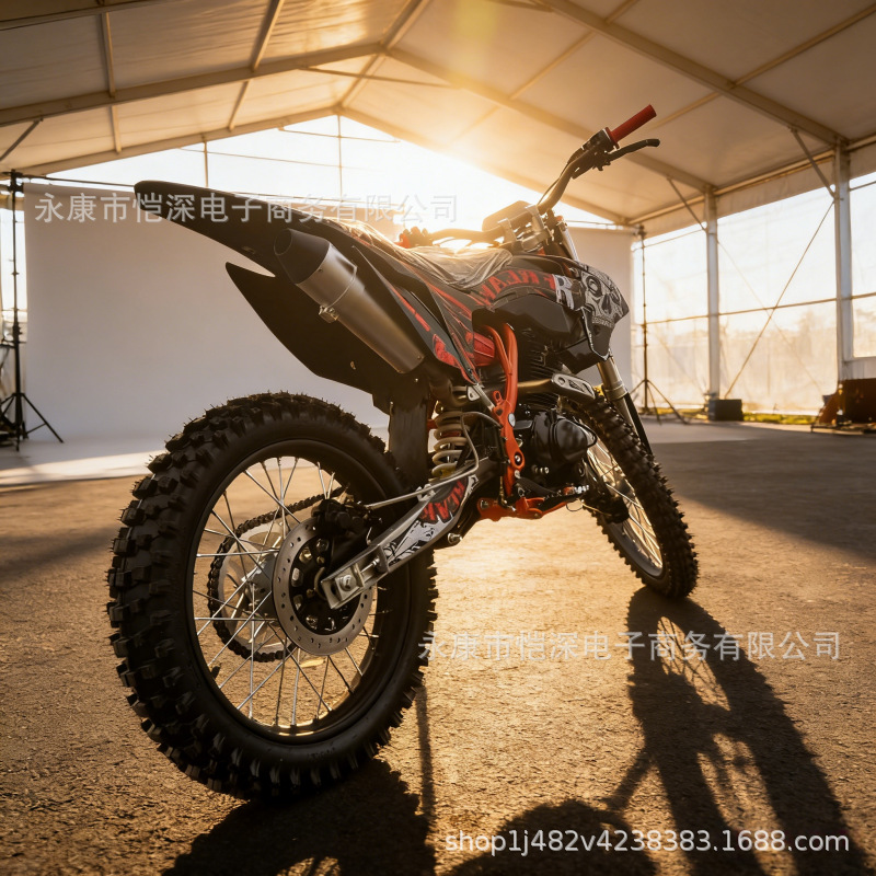 Large Off-Road 250Cc Two-Wheeled Off-Road Motorcycle with High-Performance Air-Cooled Engine, Mountain Bike, Rally Motorcycle