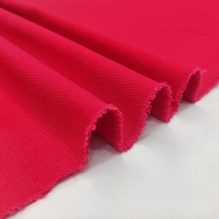 Fábrica al por mayor twill teñido sólido 190gsm ropa 100% algodón orgánico