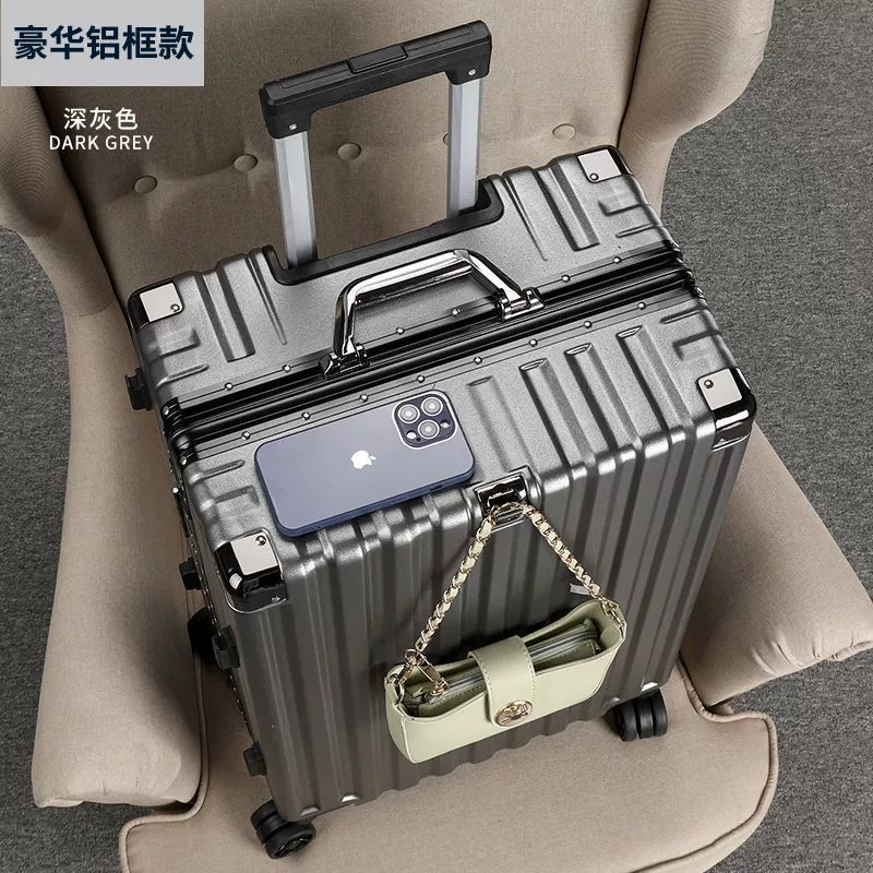 Durable capacious suitcase for men and women