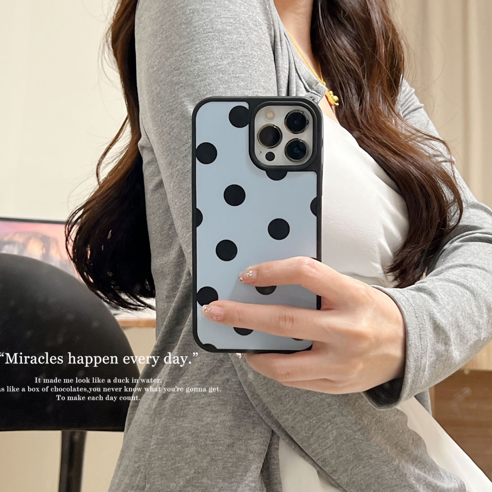 Zhao Lusi el mismo tipo de punto de onda de fondo azul para la funda del teléfono iphone16ProMax 14 Apple 15 Mujer 13 Simple 16