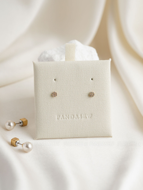 陽に花を咲かせるxpandasewはロゴキャンバスのジュエリーネックレスを印刷します。|undefined