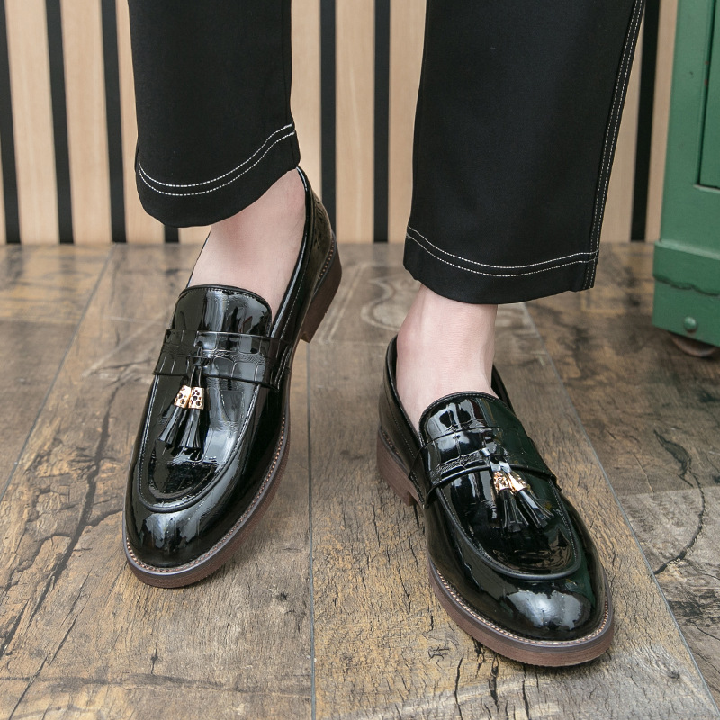 2025 primavera nueva tendencia de zapatos de cuero estilo británico de negocios de un solo pie zapatos de calzado 46 47 tamaño de comercio exterior