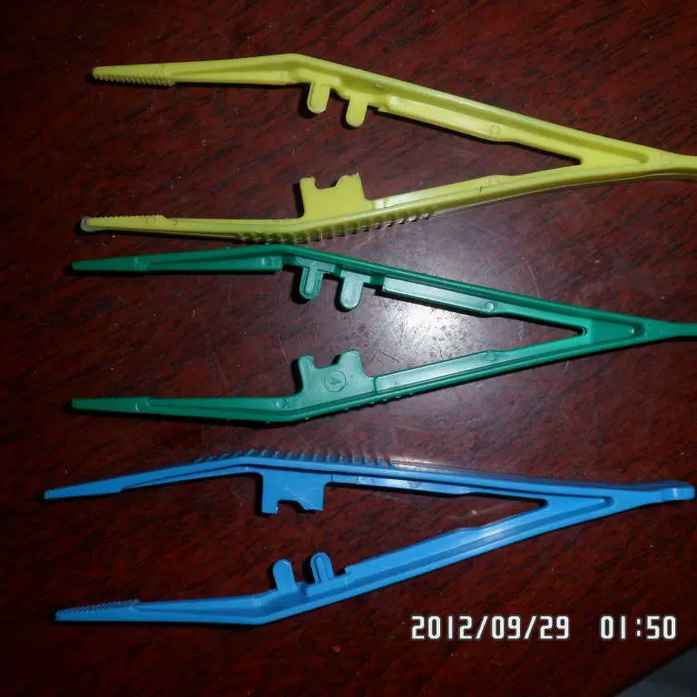 厂家直销批发一次性塑料镊子医用镊子一次性医疗器械器材塑料夹子