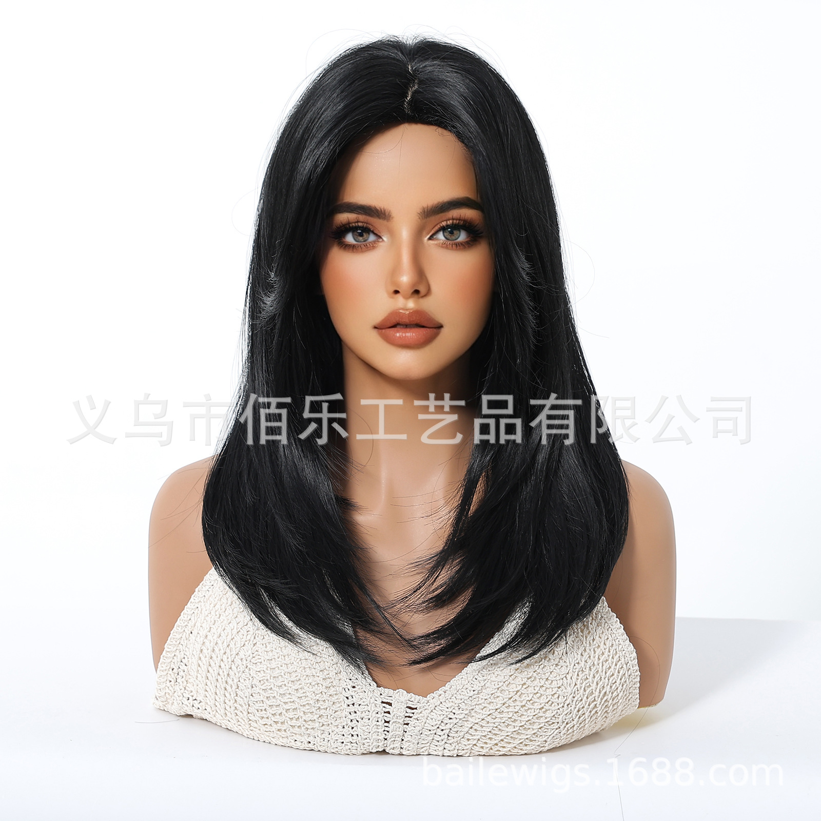 Perucas negras 16 pulgadas franjas de ocho capas de cabello recto europeo y americano venta caliente al por mayor wig