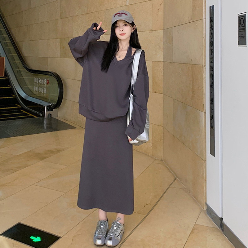 早秋韩系穿搭套装女2025秋季新款休闲卫衣挂脖背心裙子上衣两件套|undefined