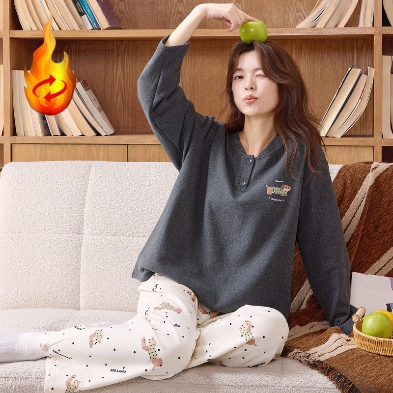 Pajamas for Women 2025 Autumn and Winter Silk Wool Velvet Thickeneded Long-Sleeved Warm Suit Cartoon Sweet and Cute Home Clothes Pajamas for Women 2025 Autumn and Winter Silk Wool Velvet Thickeneded Long-Sleeved Warm Suit Cartoon Sweet and Cute Home Clothes